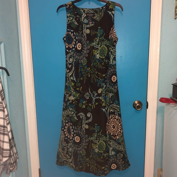 Studio I Paisley and Suede Dress and Blazer Set - Picture 3 of 11